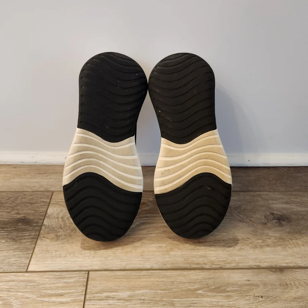 Allbirds Runners Women 7.95 KG CO2E Size 8 White Black Running Shoes - Picture 6 of 6